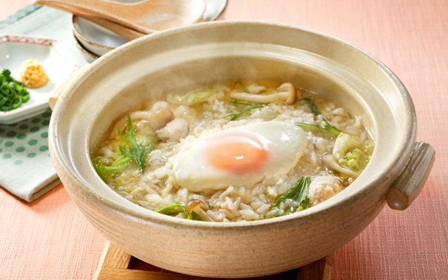 比内地鶏スープ 寄せ鍋の〆(シメ)雑炊