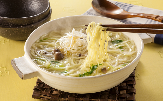 うま塩の〆（シメ）ラーメン