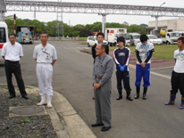 【活動説明】稲葉環境管理室長・谷井生産技術課長から、今回の野菜作りの趣旨が説明されました。