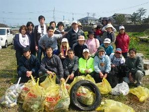 【参加者：　従業員２４名　子供２名　犬１匹】