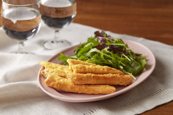 揚げずにヘルシー　サラダチキンのスティック唐揚げ