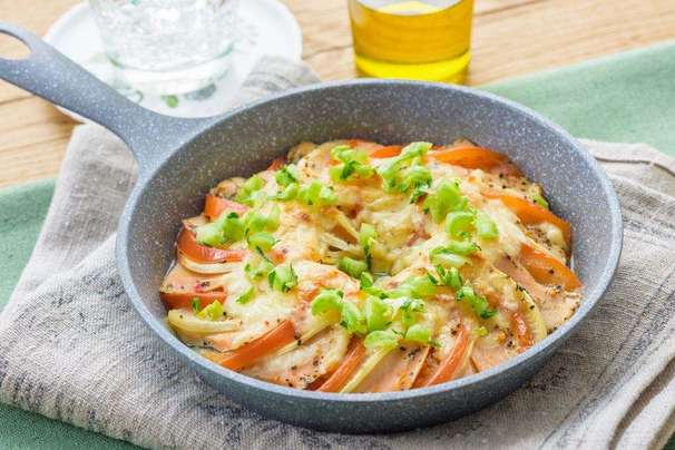 プリマハム レシピ ハーブチキンのミルフィーユ焼き