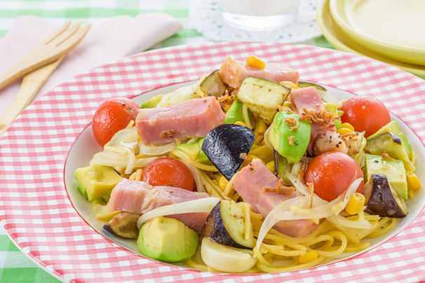 プリマハム レシピ レンジで簡単 夏野菜のコンソメパスタ