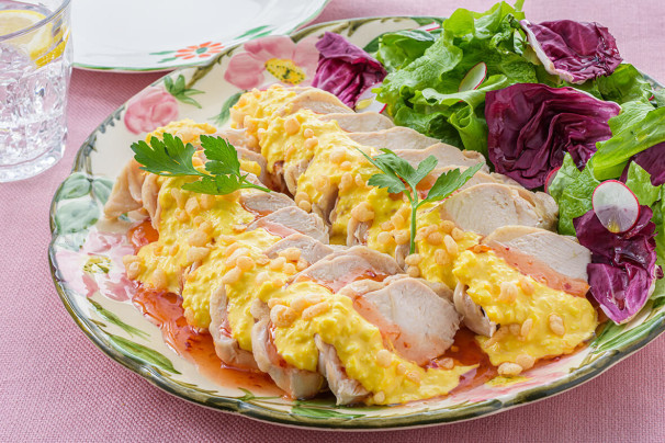 しっとりむね肉のタルタルソースエスニック風味