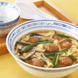 中華風肉だんごのサンラータン