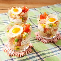 気分もポカポカ♪デリ風おしゃれカップごはん