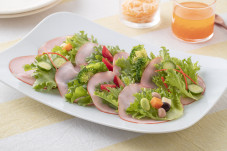 巻いて食べる巻きサラダ