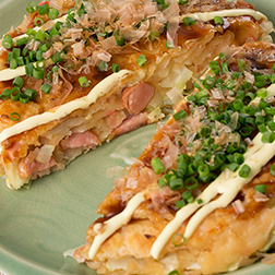 余ったおでんでお好み焼き