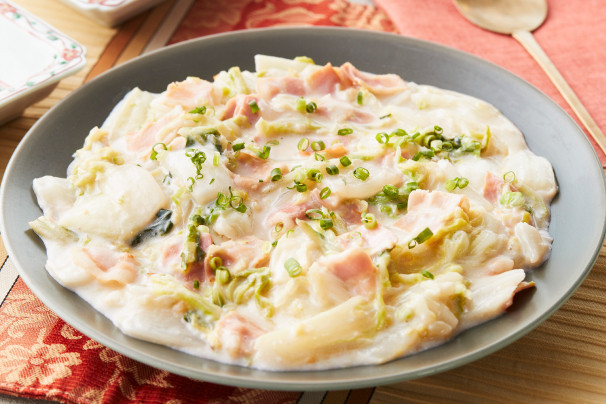 ベーコンと白菜のミルク煮