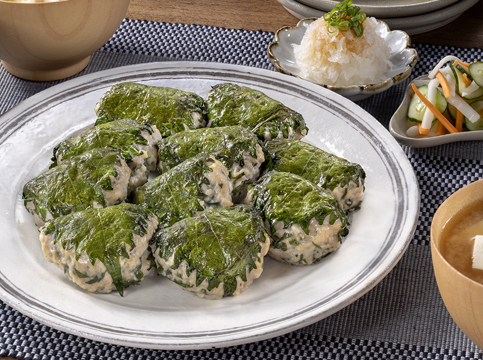 大葉で巻いた鶏つくね